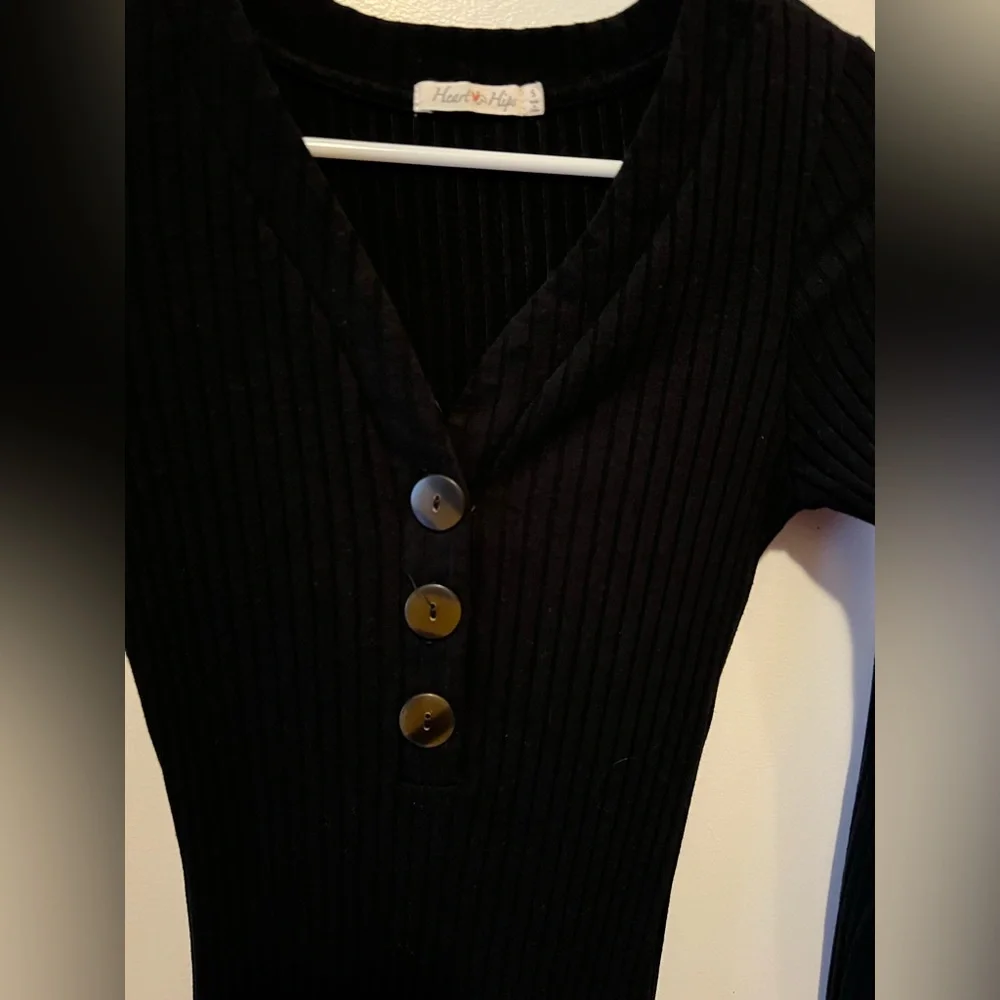 Pinkblush Black Ribbed Maternity Dress - Picture 6 of 6